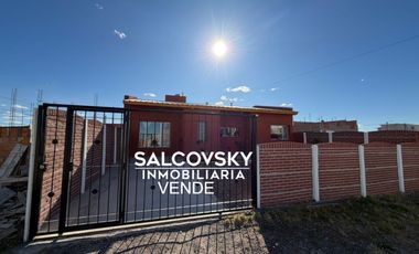 Casa en venta de 3 dormitorios en Puerto Madryn Lista para mudarte y disfrutar!