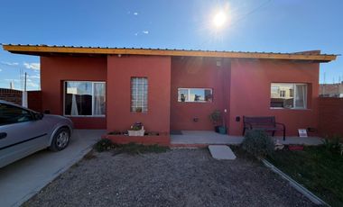 Casa en venta de 3 dormitorios en Puerto Madryn Lista para mudarte y disfrutar!