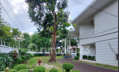 Dijual 6 Bedroom Rumah di Kebayoran Baru bisa untuk COMMERCIAL