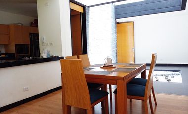 Casa en arriendo en Loma del Atravesado