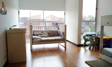Casa en arriendo en Loma del Atravesado