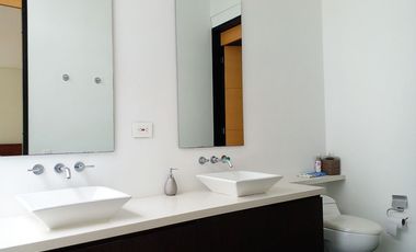Casa en arriendo en Loma del Atravesado