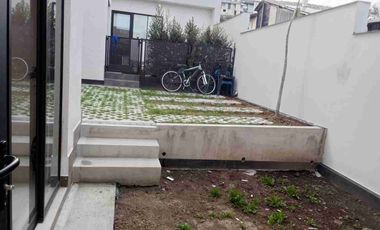 Vendo Hermosa Casa por Estrenar en Cumbayá