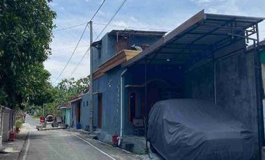 Rumah murah Dua Lantai Tipe 150/130, 1km RSUD, Selogiri wonogiri
