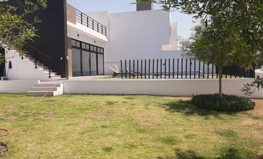 Rento Departamento Amueblado en Planta Baja