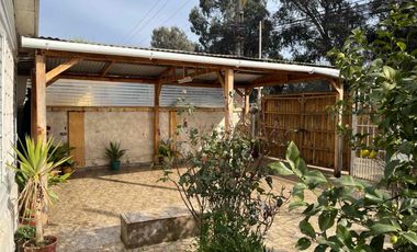 Se venda linda casa en San Sebastián, litoral central