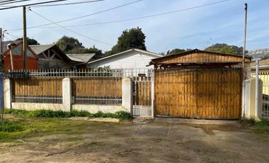 Se venda linda casa en San Sebastián, litoral central