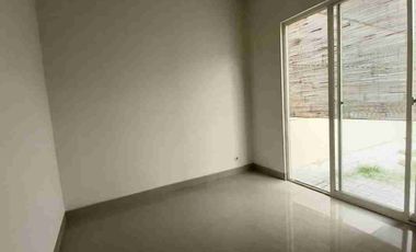 Disewakan Rumah Siap Huni di Grand Harvest, Kebraon, Karangpilang, Surabaya