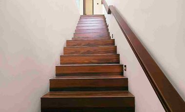 Miliki Hunian bergaya Konsep konteporer lokasi super nyaman dan bagus banget untuk unit ini sudah ready