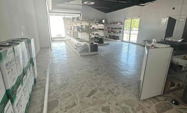 Local comercial en venta en San Benito Hermosillo, esquina con alto flujo vehicular y áreas de bodega y oficina