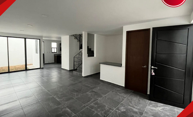 CASA INDEPENDIENTE A PIE DE CALLE EN SAN MATEO ATENCO