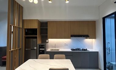 Rumah Modern Luas dengan 4 Kamar Tidur di Sawangan, Depok!