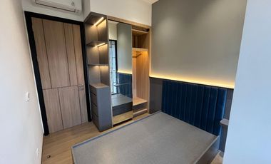 Rumah Modern Luas dengan 4 Kamar Tidur di Sawangan, Depok!