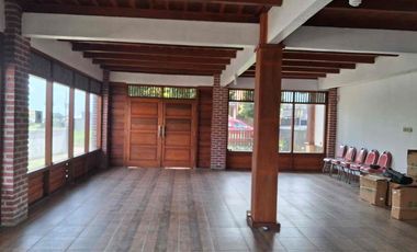 Semi Villa Asri Nuansa Kayu luas