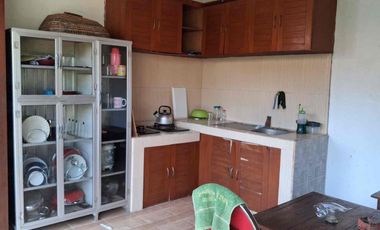 Semi Villa Asri Nuansa Kayu luas