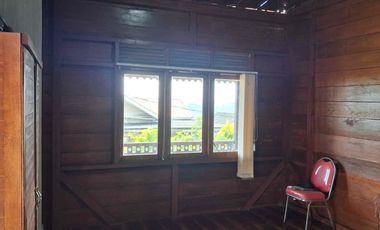 Semi Villa Asri Nuansa Kayu luas