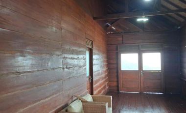 Semi Villa Asri Nuansa Kayu luas