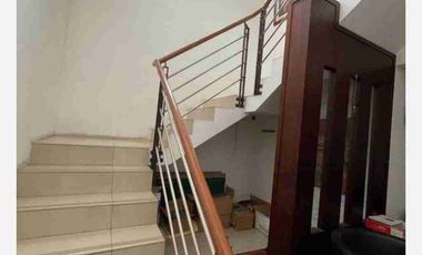 Rumah Buah Batu Regency 2 lantai jual cepat hitung tanah murah