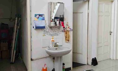 Jual Rumah 2 Lantai, 4 Kamar, Taman Meruya Ilir