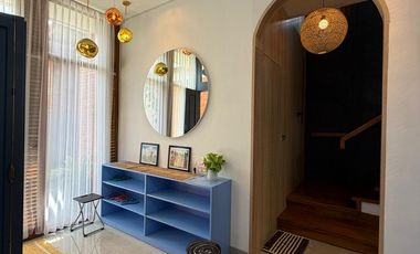 VILLA MEWAH ESTETIK 2 LANTAI – FULLY FURNISHED PRIVATE RESORT LIVING DI KALIURANG KM 13 YOGYAKARTA