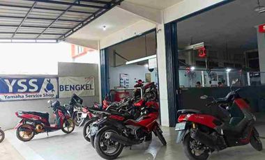 DIJUAL CEPAT Bangunan eks Bengkel di Jalan Raya Kranggan kota Bekasi