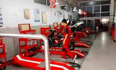DIJUAL CEPAT Bangunan eks Bengkel di Jalan Raya Kranggan kota Bekasi