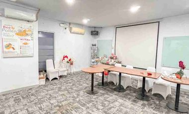 Dijual Gedung 3 Lantai Kedoya Raya