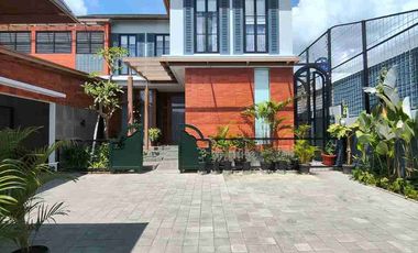 DIJUAL VILLA ESTETIK MEWAH FULL FURNISH 2 LANTAI JAKAL KM 13 SLEMAN