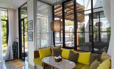 DIJUAL VILLA ESTETIK MEWAH FULL FURNISH 2 LANTAI JAKAL KM 13 SLEMAN