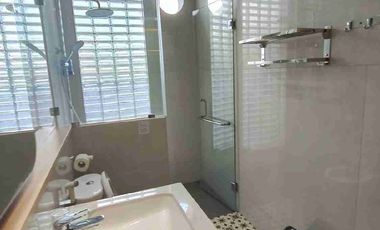 DIJUAL VILLA ESTETIK MEWAH FULL FURNISH 2 LANTAI JAKAL KM 13 SLEMAN