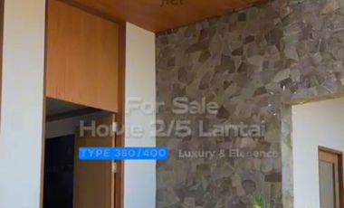 RUMAH MEWAH DI KOMPLEK PEMDA, PEKANBARU KOTA