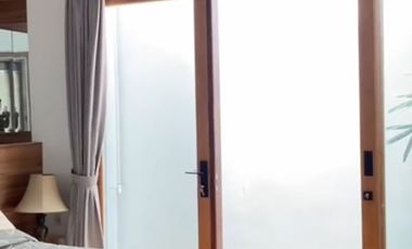 RUMAH MEWAH DI KOMPLEK PEMDA, PEKANBARU KOTA