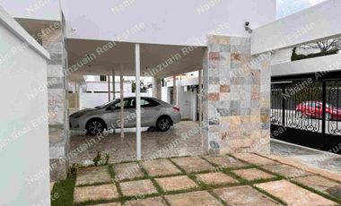 Se vende, Exclusiva Residencia en Fraccionamiento Campestre, Mérida, Yucatán, México. Recién Renovada con 900 m² de Terreno. Lista para habitar.