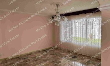 Se vende, Exclusiva Residencia en Fraccionamiento Campestre, Mérida, Yucatán, México. Recién Renovada con 900 m² de Terreno. Lista para habitar.