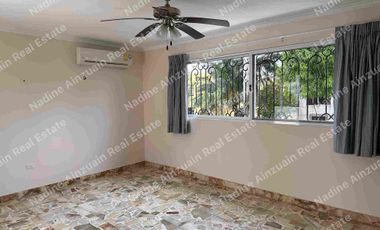 Se vende, Exclusiva Residencia en Fraccionamiento Campestre, Mérida, Yucatán, México. Recién Renovada con 900 m² de Terreno. Lista para habitar.