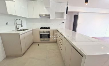 ALQUILER DepartO de ESTRENO, FRENTE AL PARQUE, CON TERRAZA. Surco