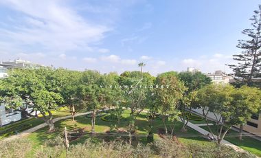 ALQUILER DepartO de ESTRENO, FRENTE AL PARQUE, CON TERRAZA. Surco