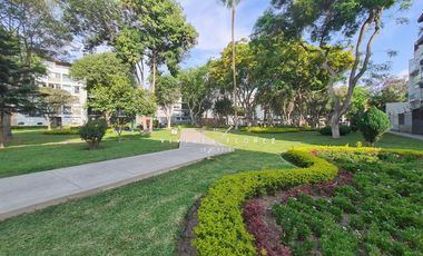 ALQUILER DepartO de ESTRENO, FRENTE AL PARQUE, CON TERRAZA. Surco