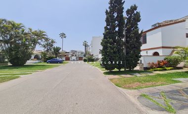 Dpto en condominio, con terraza, ambientes amplios. Surco