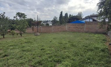 Terreno en Venta Tumbaco Altos de La Viña 1050 m2 Urbanización Privada Casa de Campo