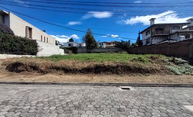 Terreno en Venta Cumbayá Urbanización Privada Lumbisí