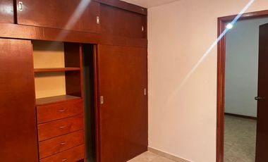 Hermosa y amplia Casa en Renta en privada cerrada con portón eléctrico cerca de Universidad Anáhuac y Ciudad Judicial