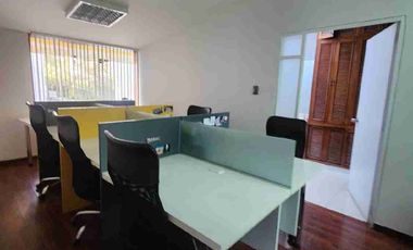 ALQUILO CASA IDEAL EMPRESAS POR AV EJÉRCITO CAYMA