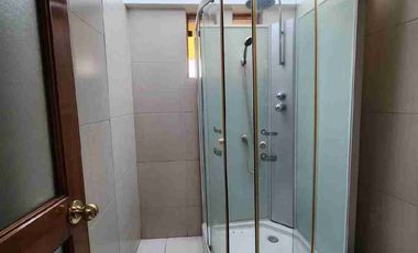 ALQUILO CASA IDEAL EMPRESAS POR AV EJÉRCITO CAYMA