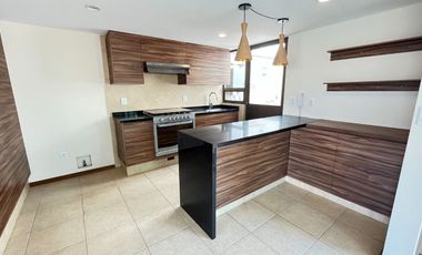 Casa en Renta - Lomas Virreyes Calimaya - modelo Granada (esquina)