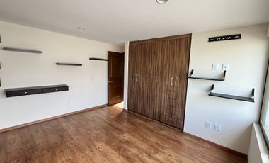 Casa en Renta - Lomas Virreyes Calimaya - modelo Granada (esquina)