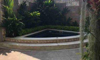 CASA DE RENTA EN URB. PUERTO AZUL