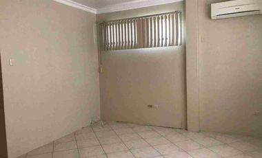 CASA DE RENTA EN URB. PUERTO AZUL