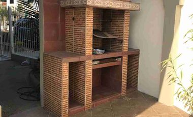 CASA DE RENTA EN URB. PUERTO AZUL