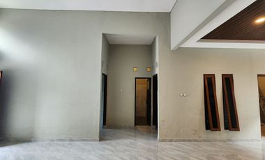 RUMAH DI JUAL GENTAN PURBAYAN WARU BAKI